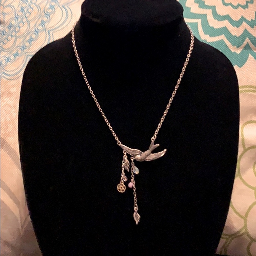AEO Bird Necklace